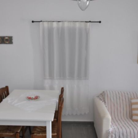 Vegera Beach House, Donoussa Buitenkant foto