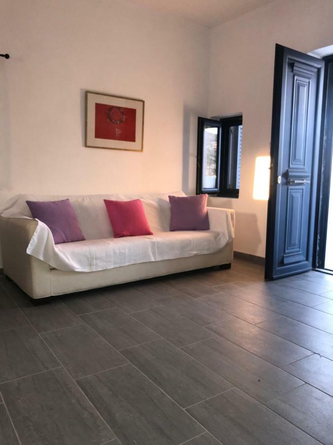 Vegera Beach House, Donoussa Buitenkant foto